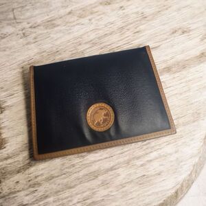 Hunting World Mens Leather Wallet In EUC